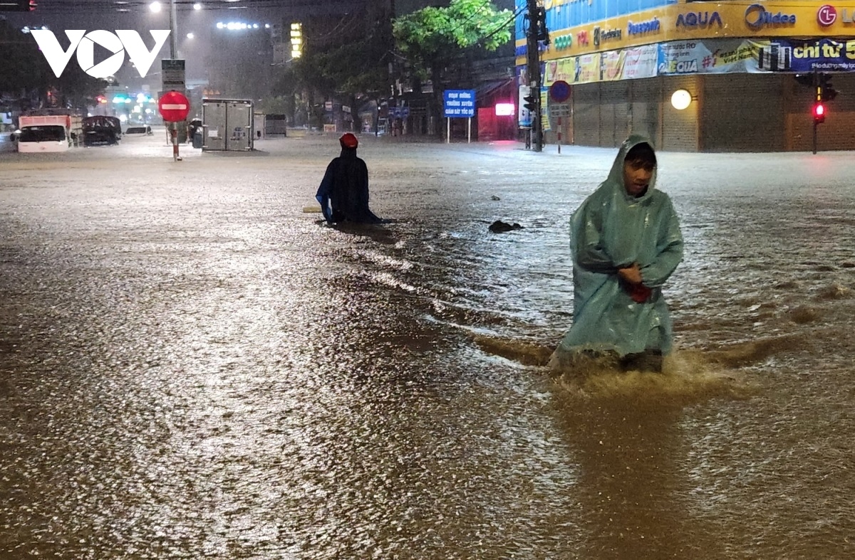 Dự báo một năm mưa lớn, Đà Nẵng lại lo chống ngập
