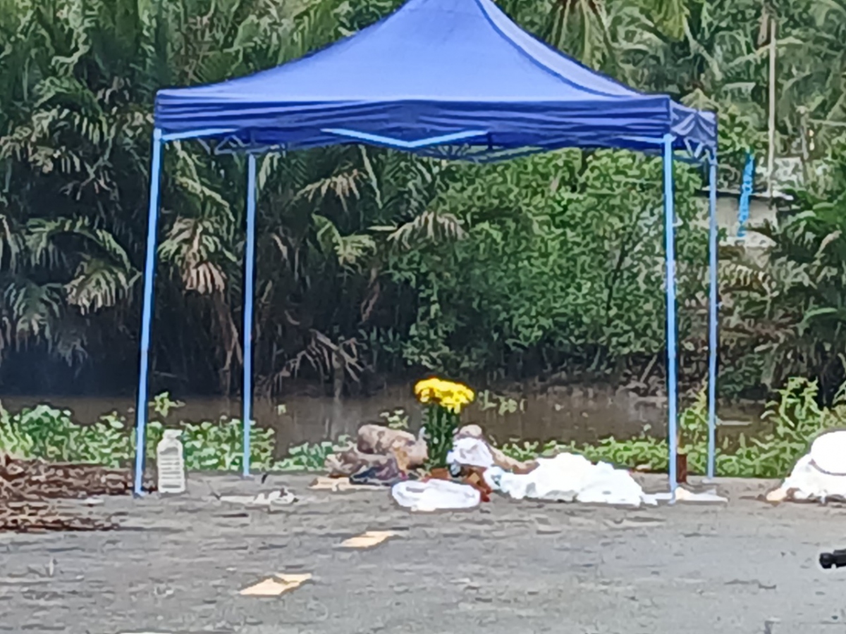 Khẩn trương làm rõ nguyên nhân một người tử vong trôi trên sông Ba Lai