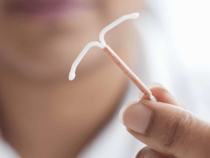 Bị viêm lộ tuyến cổ tử cung có đặt được vòng tránh thai hay không?