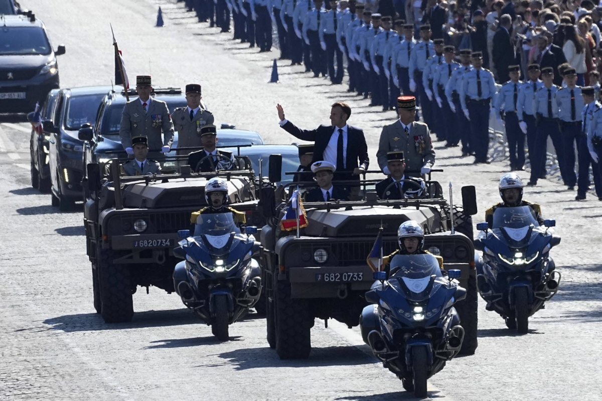 Sau 45 năm Pháp mới không diễu binh Quốc khánh trên Đại lộ Champs-Élysées