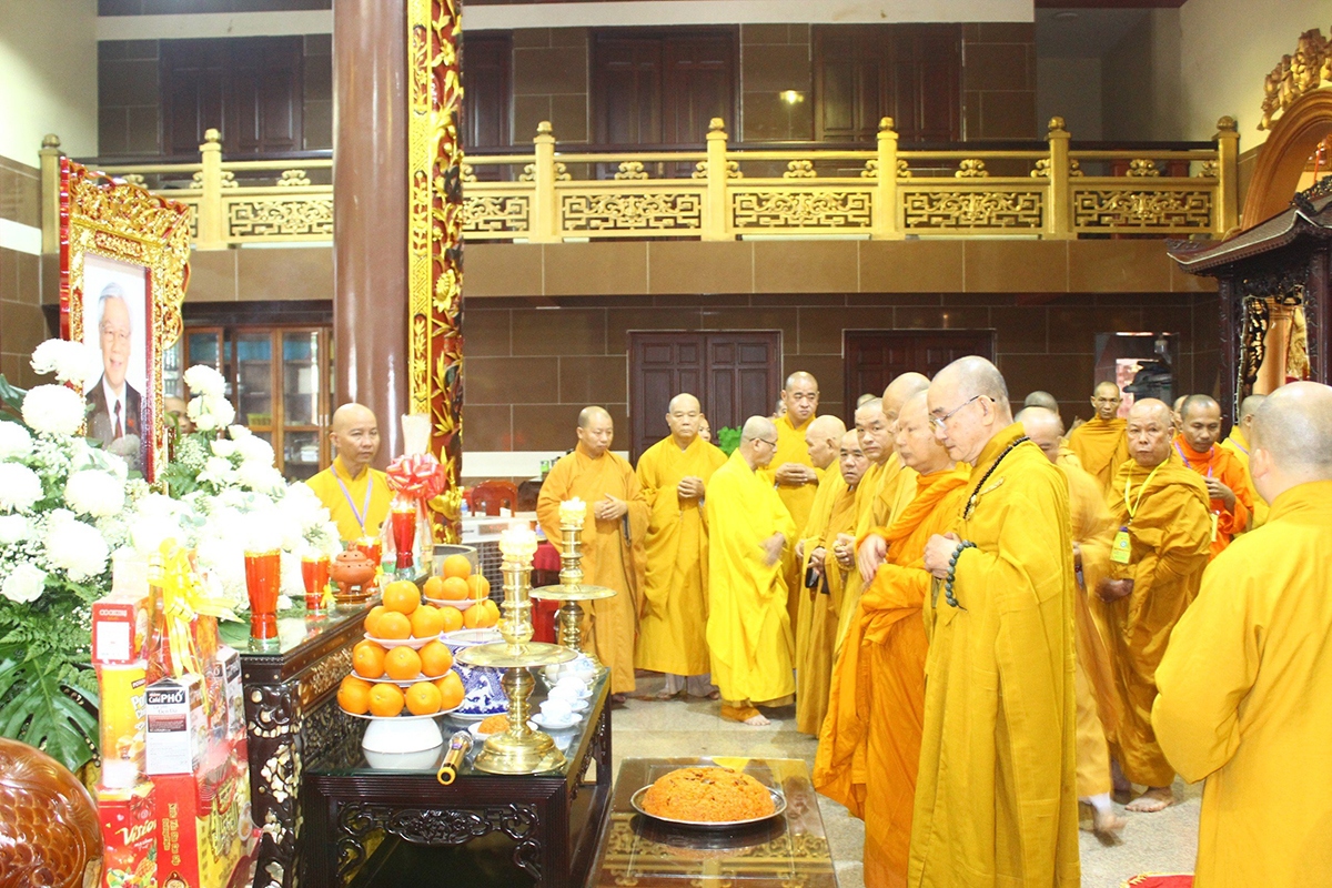 Giáo hội phật giáo Việt Nam tỉnh Vĩnh Long tổ chức lễ Tưởng niệm Tổng Bí thư Nguyễn Phú Trọng