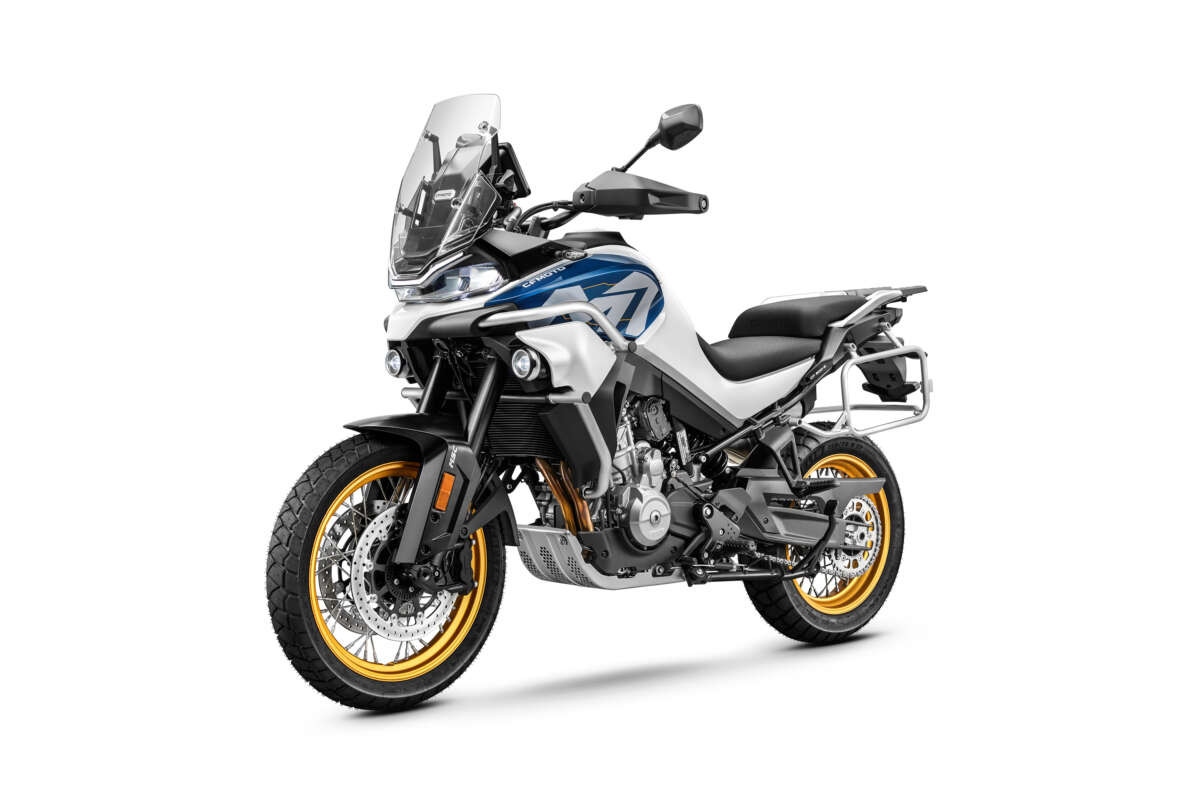 CFMoto 800MT Explore 2024 của Trung Quốc chốt giá hơn 310 triệu đồng