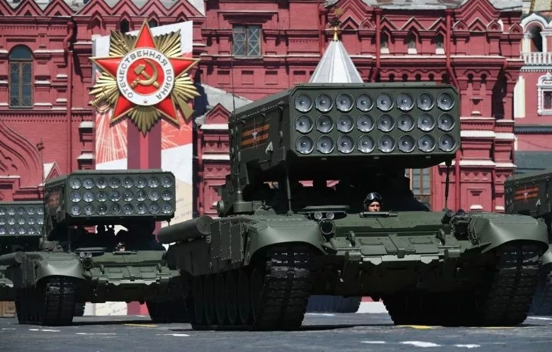 Ukraine công bố video xóa sổ "hỏa thần nhiệt áp" TOS-1A cực nguy hiểm của Nga
