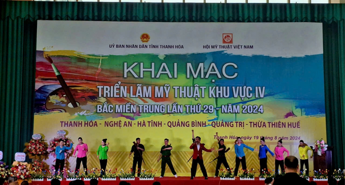 Khai mạc Triển lãm mỹ thuật khu vực IV, Bắc miền Trung lần thứ 29 năm 2024