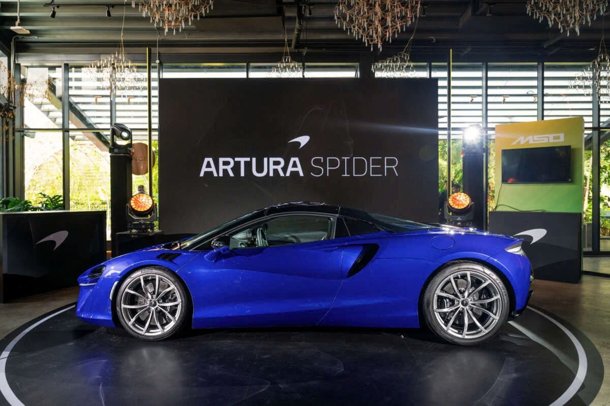 Siêu xe McLaren Artura Spider ra mắt, giá hơn 19 tỷ đồng