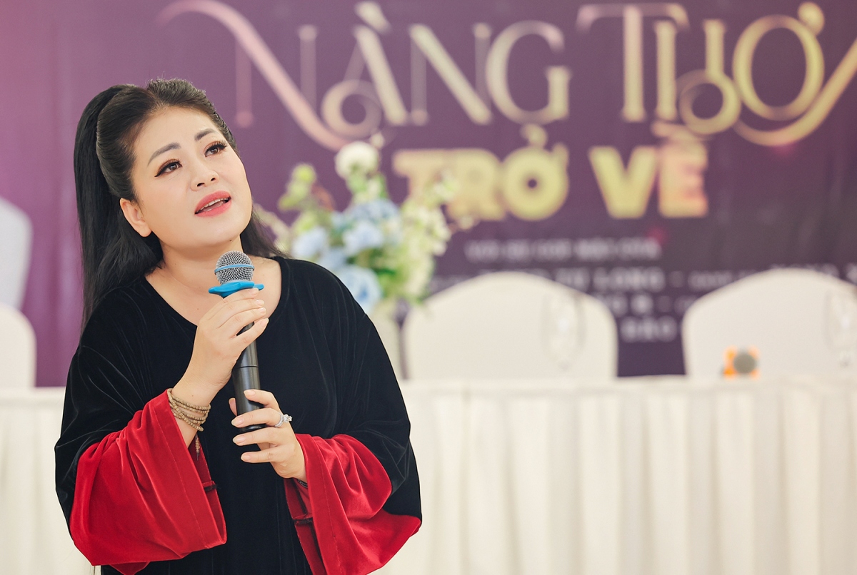 Anh Thơ: "Kể cả lỗ vốn, tôi vẫn làm show để tri ân quê hương Thanh Hóa"