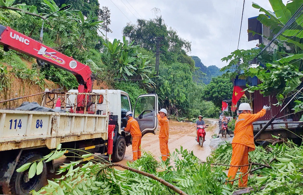 Mưa lũ tại Thái Nguyên khiến hàng vạn hộ dân mất điện