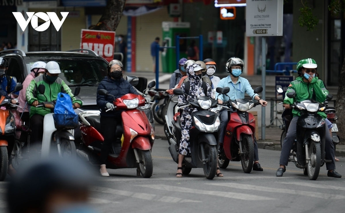 Không khí lạnh tràn về, nền nhiệt khu vực Bắc Bộ giảm mạnh, có nơi dưới 16 độ C