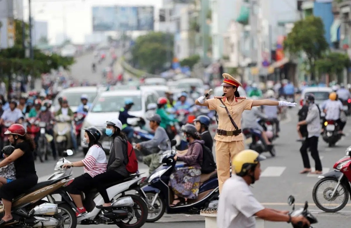 Đề xuất thêm một loại thiết bị cảnh báo nguy hiểm cho người tham gia giao thông