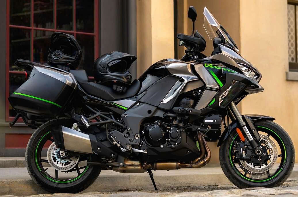 Lộ diện xe mô tô địa hình phiêu lưu Kawasaki Versys 1100 2025