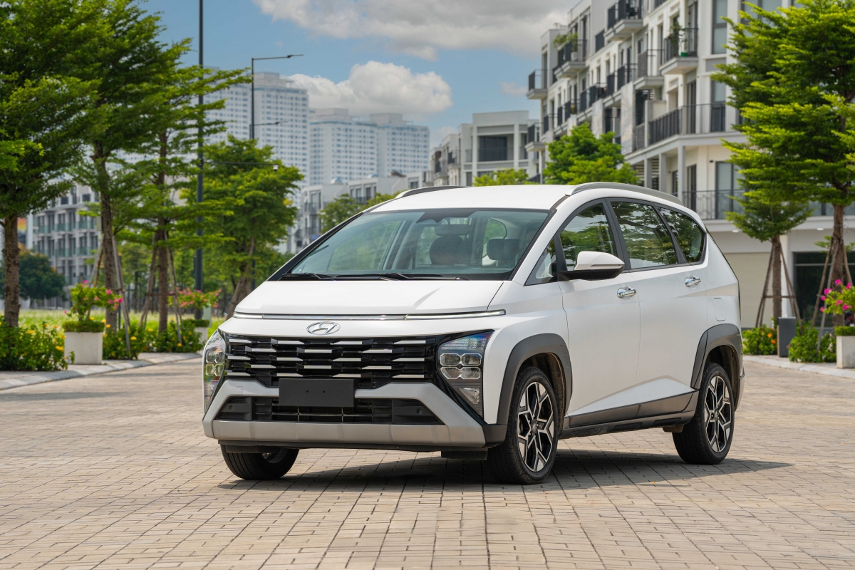 hyundai-stargazer-x-1_optimized.jpg