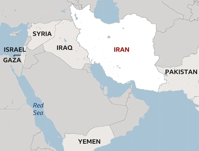 Iran bắn hơn 200 quả tên lửa tấn công Israel