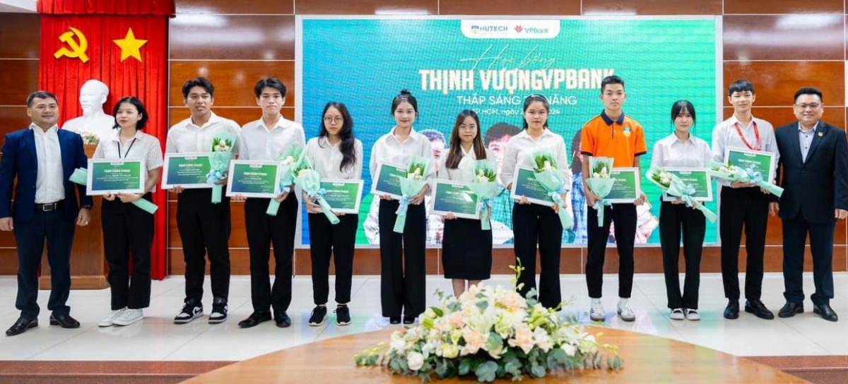 hoc_bong_thinh_vuong_vpbank.jpg