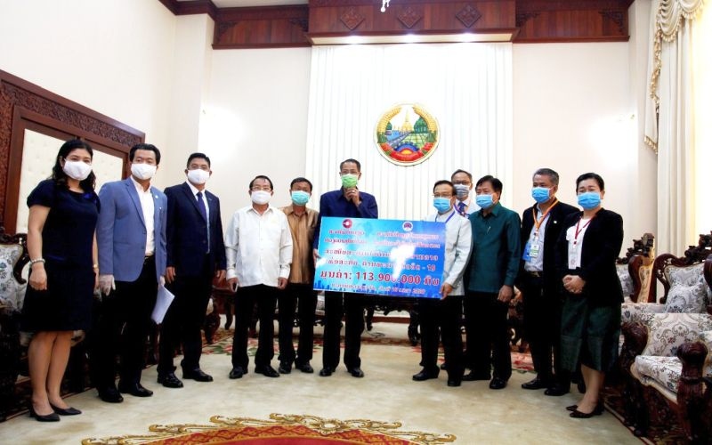 Cộng đồng người Việt chung tay cùng Lào chống dịch Covid-19