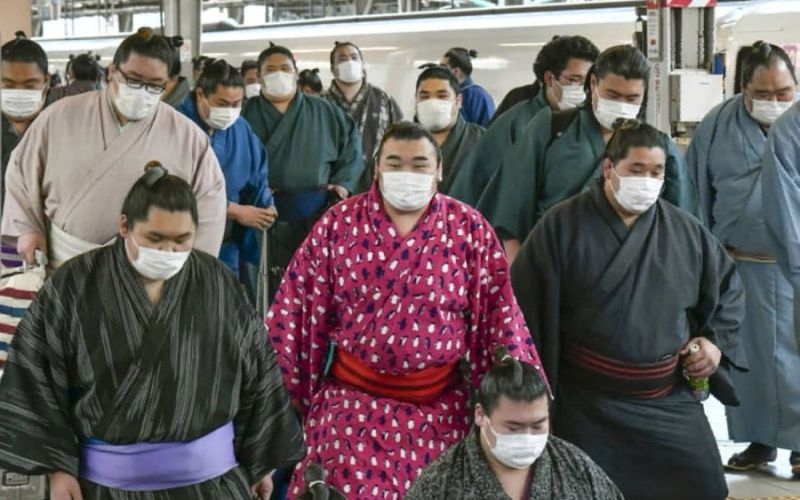 Các giải đấu Sumo tại Nhật Bản có thể bị hủy bỏ do dịch Covid-19