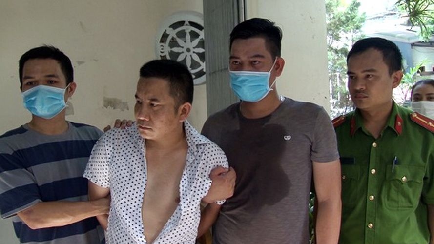 Phát hiện ma túy "nước biển" trong nhà đối tượng ở Huế