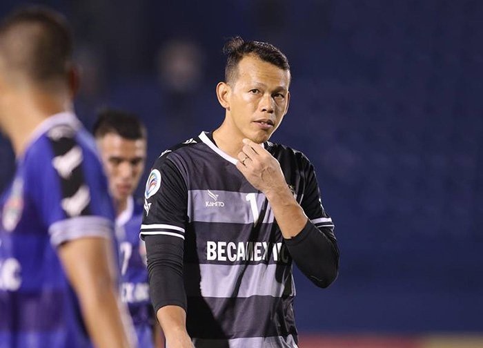 Hà Nội FC xác nhận muốn chiêu mộ thủ môn Tấn Trường