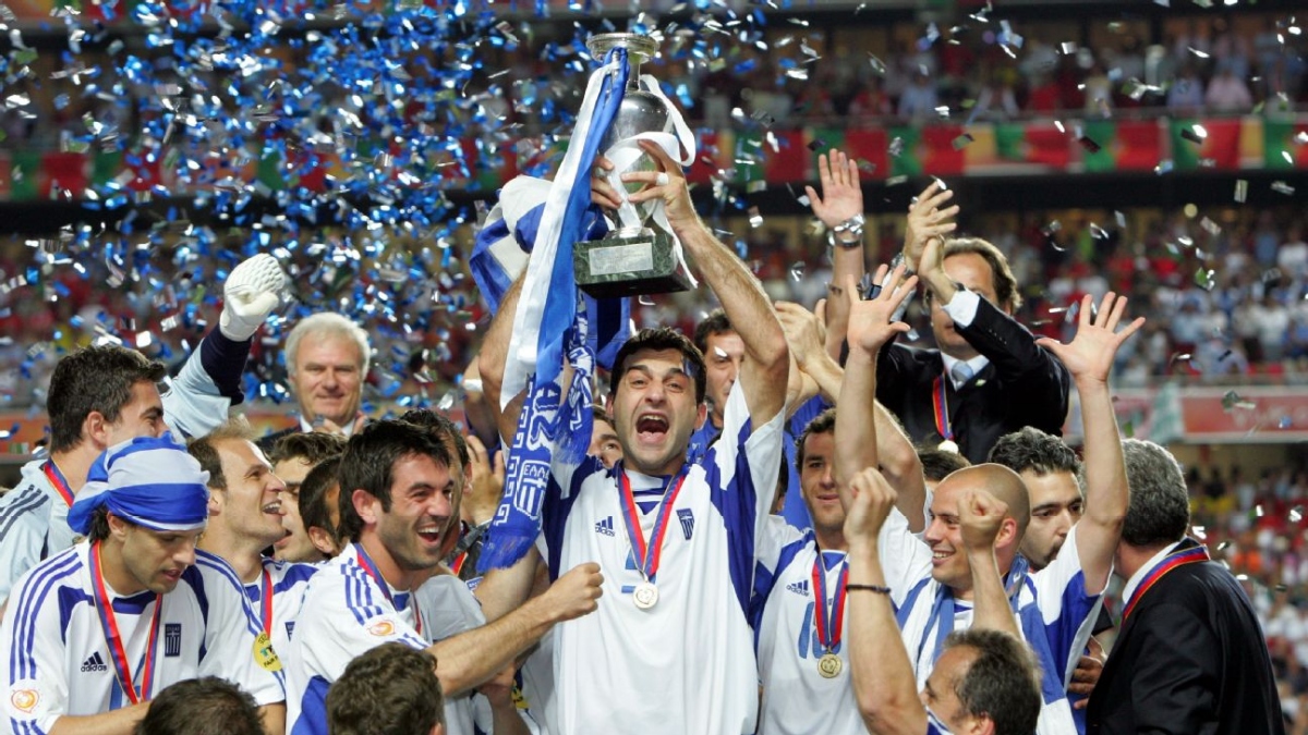 Ngày này năm xưa: Hy Lạp tạo nên câu chuyện cổ tích ở EURO 2004