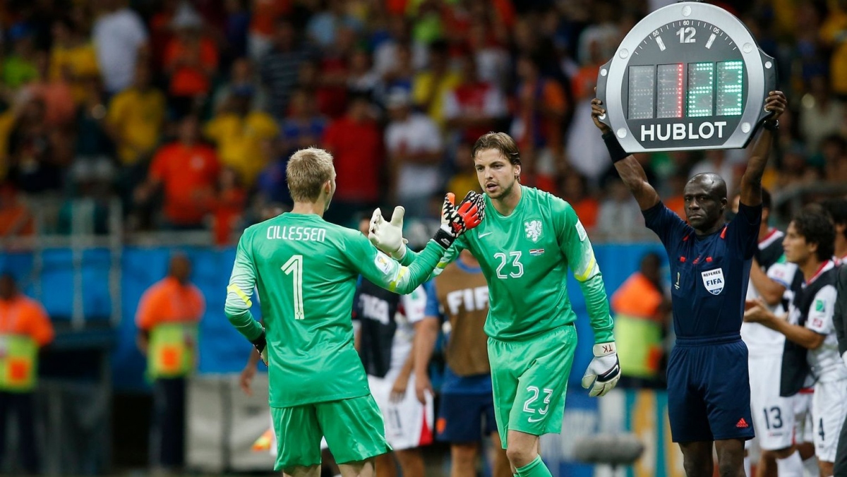 Ngày này năm xưa: Màn thay người kinh điển của ĐT Hà Lan ở World Cup 2014