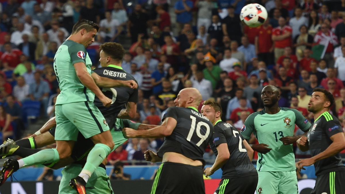 Ngày này năm xưa: Ronaldo đưa Bồ Đào Nha vào chung kết EURO 2016