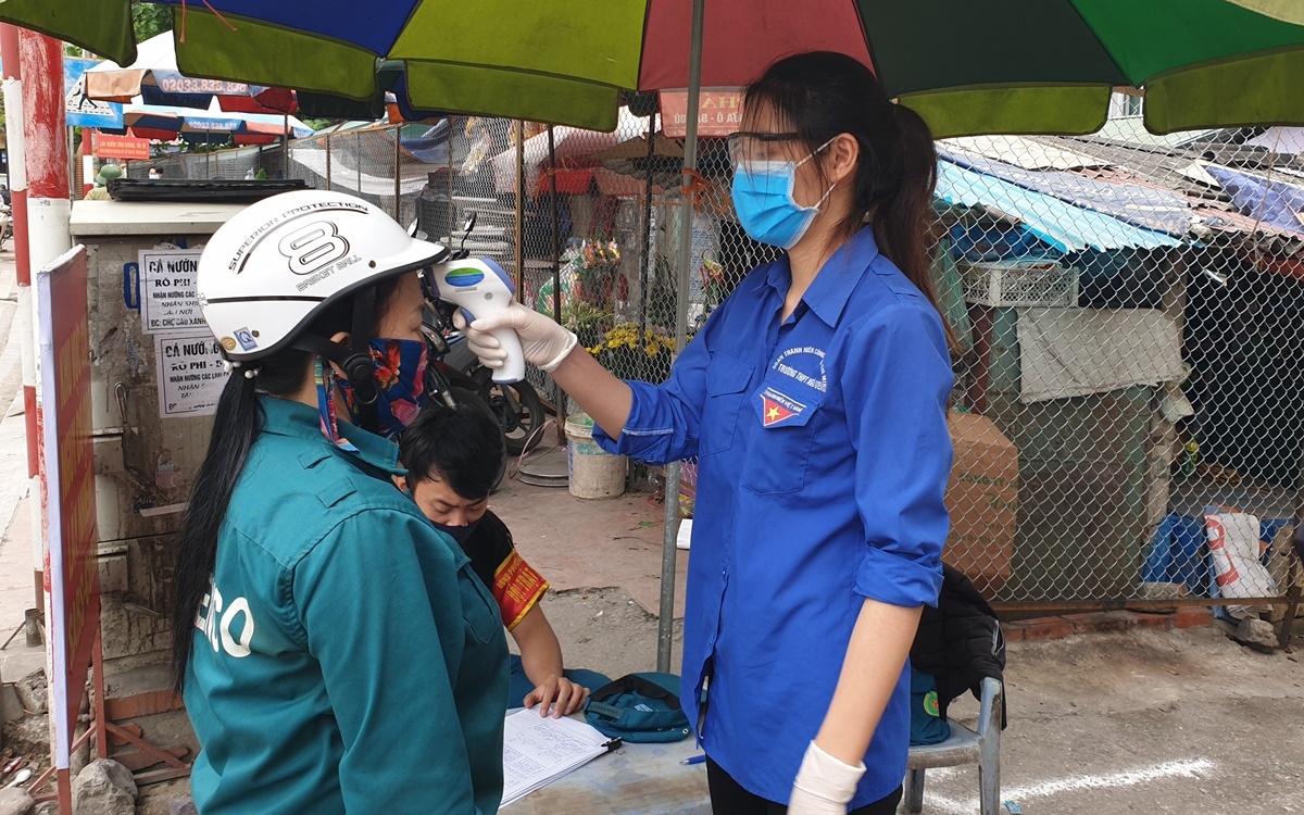 100 lá đơn tình nguyện tham gia chống dịch Covid-19 tại Quảng Ninh
