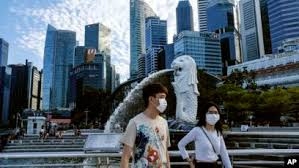 Singapore bắt buộc người dân phải đeo khẩu trang ở nơi công cộng