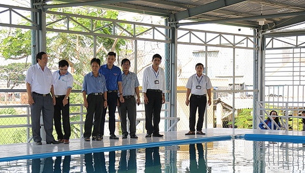 Bình Định tặng 2 hồ bơi giúp học sinh vùng lũ học bơi tránh đuối nước