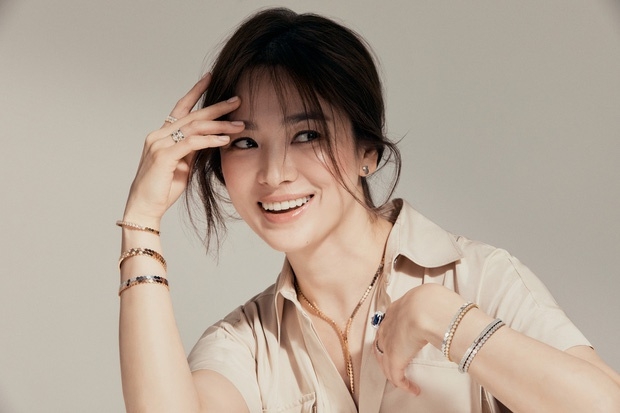 Song Hye Kyo trải lòng về tình yêu sau khi phủ nhận tái hợp Hyun Bin