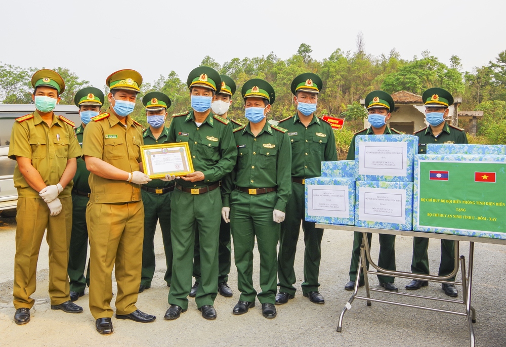 Điện Biên trao đổi thông tin hợp tác chống Covid-19 với 3 tỉnh Bắc Lào