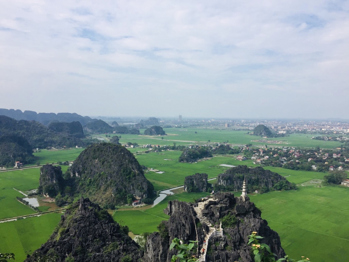 Trong xanh non nước di sản Tràng An - Ninh Bình