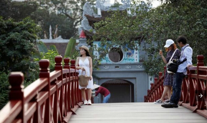 Reuters ca ngợi du lịch Việt Nam phục hồi nhanh