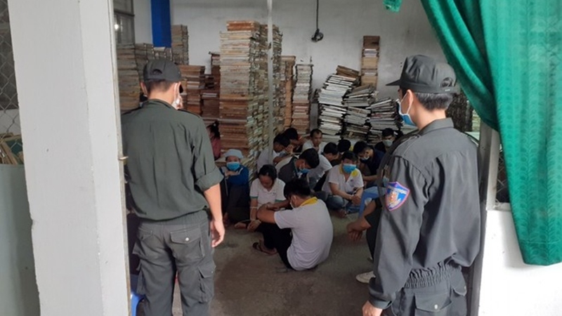Triệt phá 'sòng bạc công nhân' ở Tây Ninh