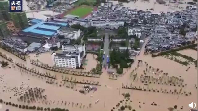 Trung Quốc nâng cảnh báo mưa lớn lên mức nghiêm trọng