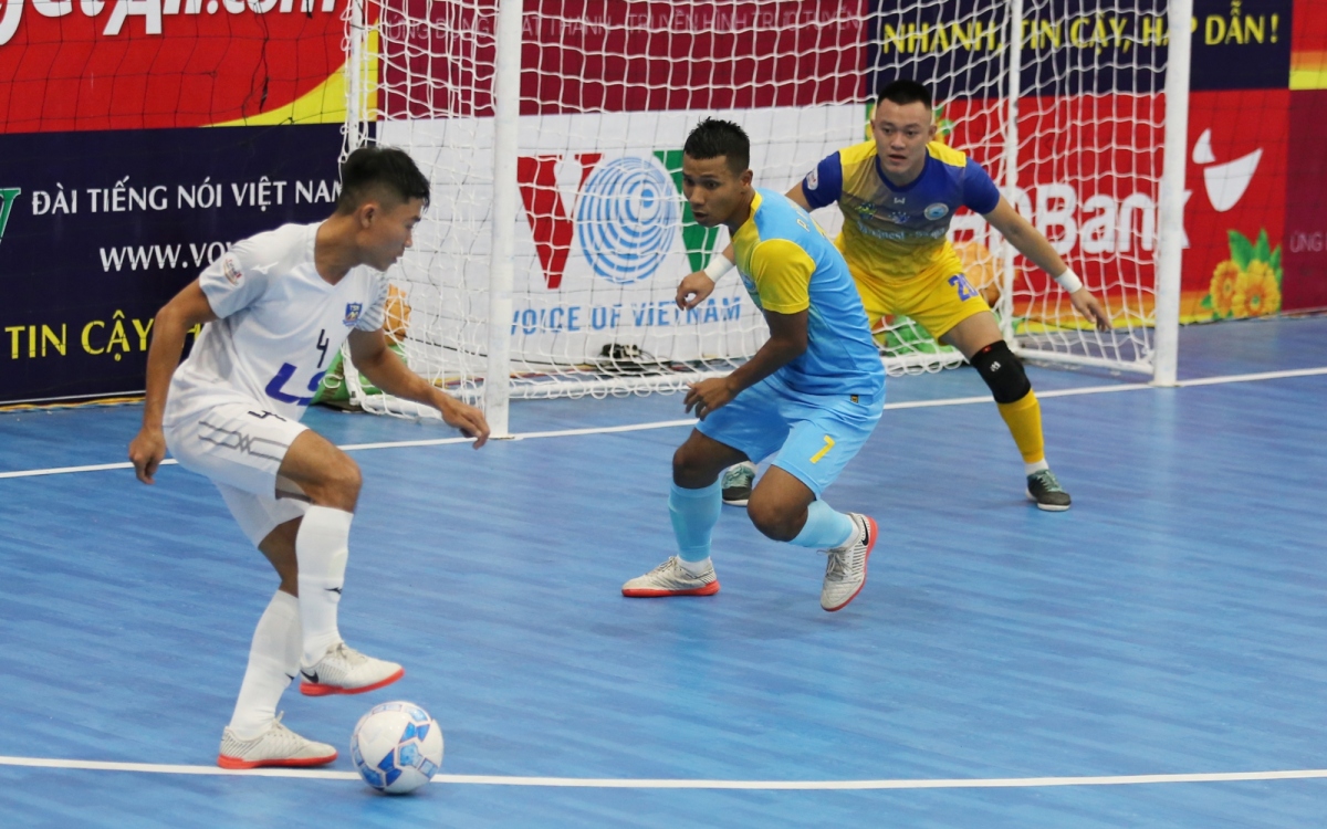 Thắng Sanna Khánh Hòa, Thái Sơn Nam chiếm ngôi đầu giải Futsal HDBank VĐQG 2020