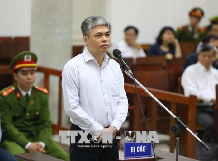 Khởi tố, bắt tạm giam nguyên TGĐ PVOil Nguyễn Xuân Sơn
