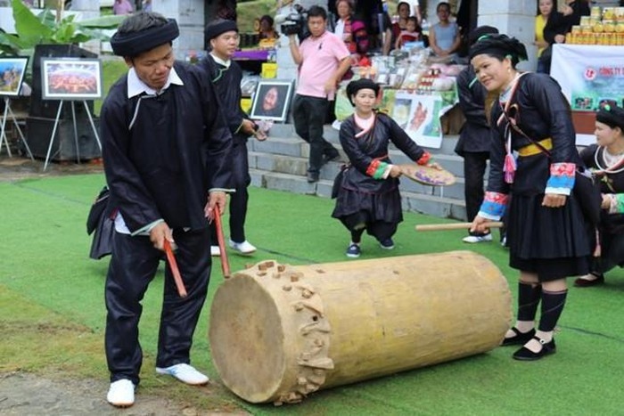 Điệu múa trống của đồng bào Giáy ở tỉnh Hà Giang