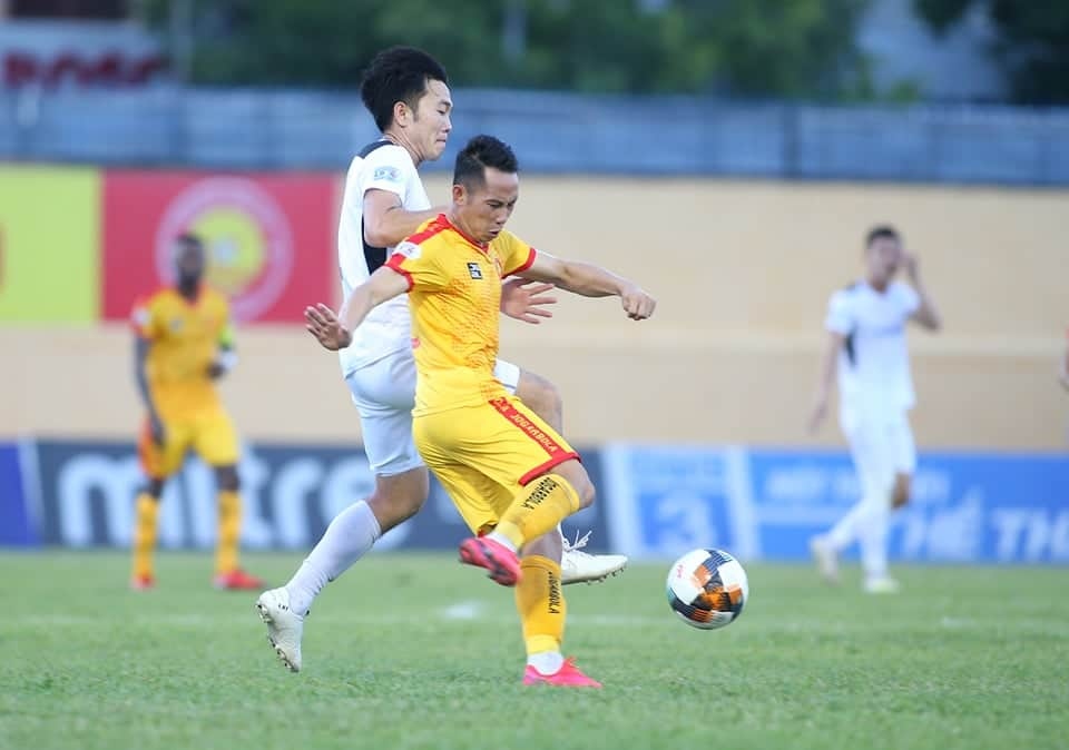 Vòng 11 V-League: Chia điểm trên sân Thanh Hoá, HAGL lung lay vị trí top 4
