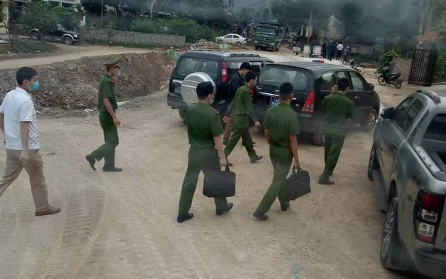 Huy động cả trăm người tìm cháu bé 2 tuổi lạc trong rừng ở Quảng Ninh