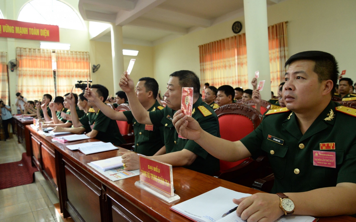 Bí thư Tỉnh ủy Sơn La giữ chức Bí thư Đảng ủy Quân sự tỉnh