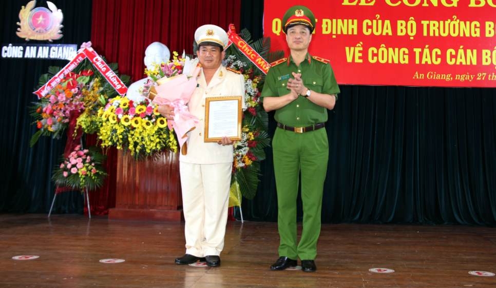 Phó Giám đốc Công an TP Cần Thơ làm Giám đốc Công an tỉnh An Giang