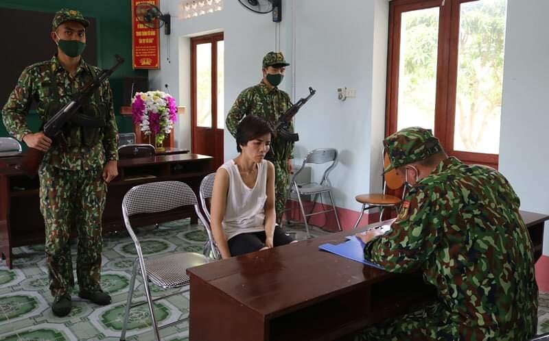 Đồn biên phòng Quảng Ninh bắt giữ đối tượng mua bán, tàng trữ ma túy