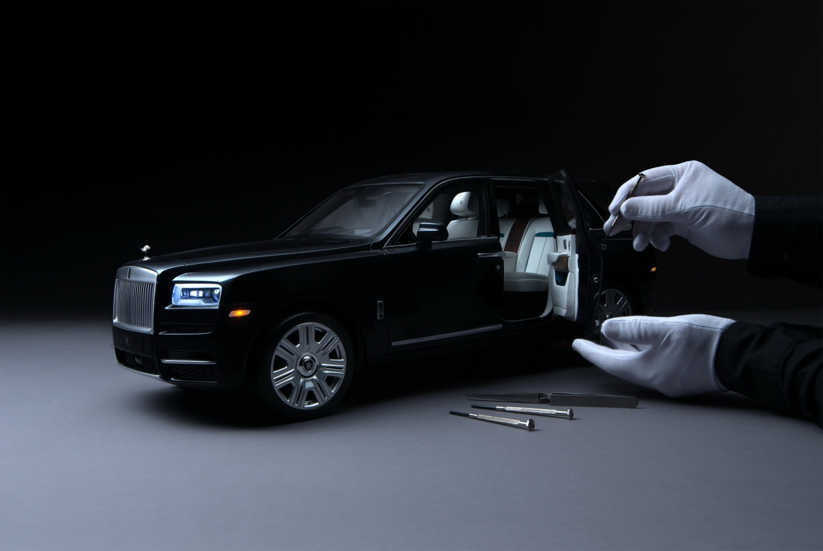 Độc đáo mô hình Rolls-Royce Cullinan tỷ lệ 1:8 hoàn hảo