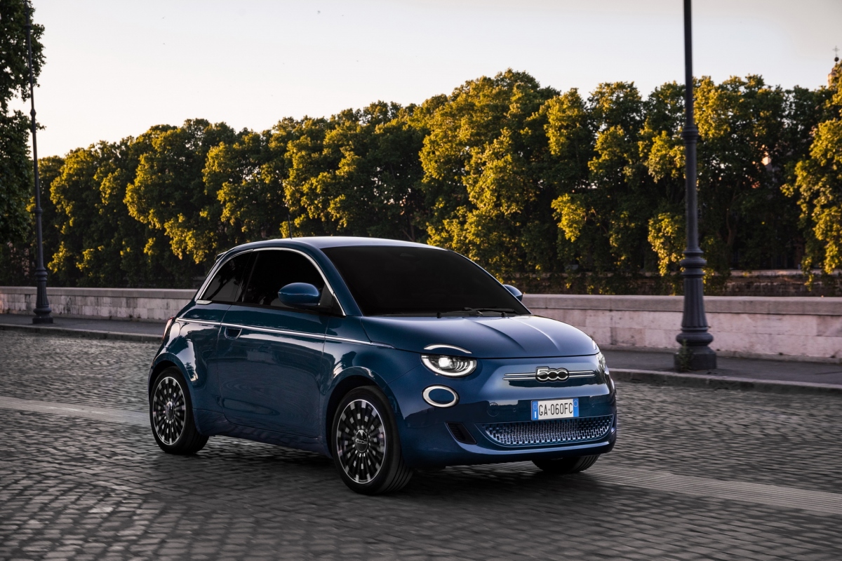 Fiat 500 ra mắt phiên bản đặc biệt “La Prima”