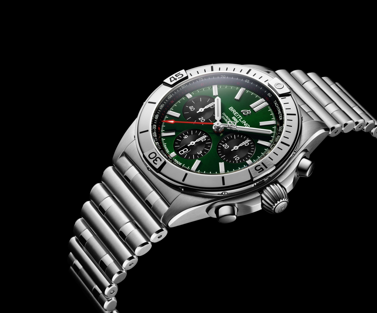 Chiêm ngưỡng mẫu đồng hồ 8.000 USD của Bentley và Breitling
