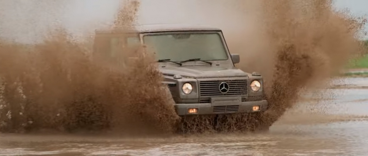 Video Mercedes G-Wagen 3 cửa thể hiện khả năng off-road vượt trội