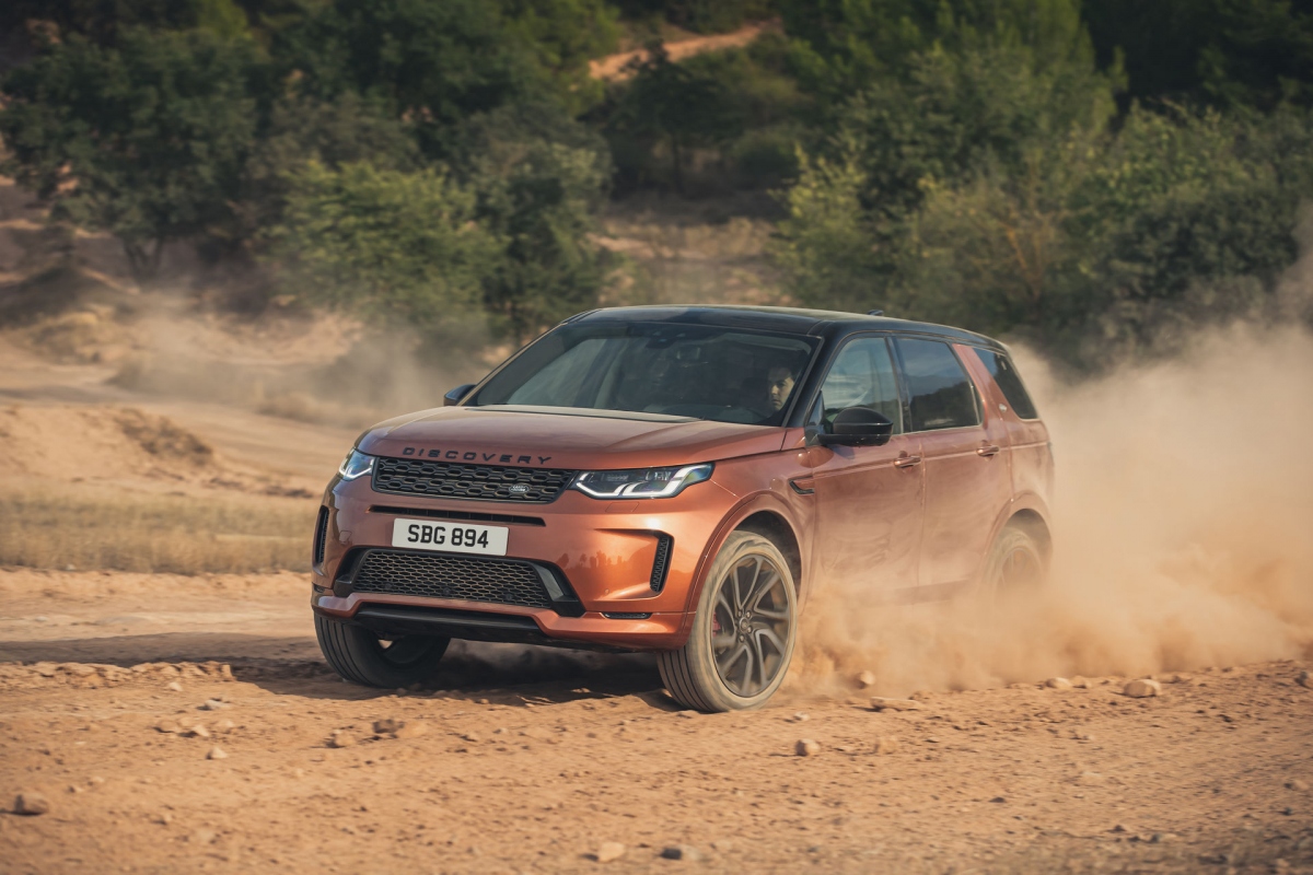 Land Rover Discovery Sport 2020 sử dụng động cơ, công nghệ mới