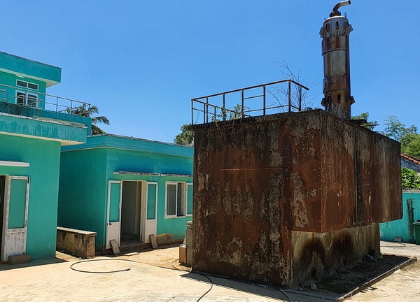 Bình Định: Dân “khát” nước sạch dù sống gần nhà máy nước