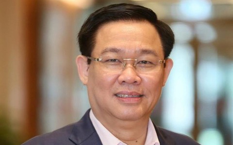 Quốc hội chính thức miễn nhiệm Phó Thủ tướng Vương Đình Huệ