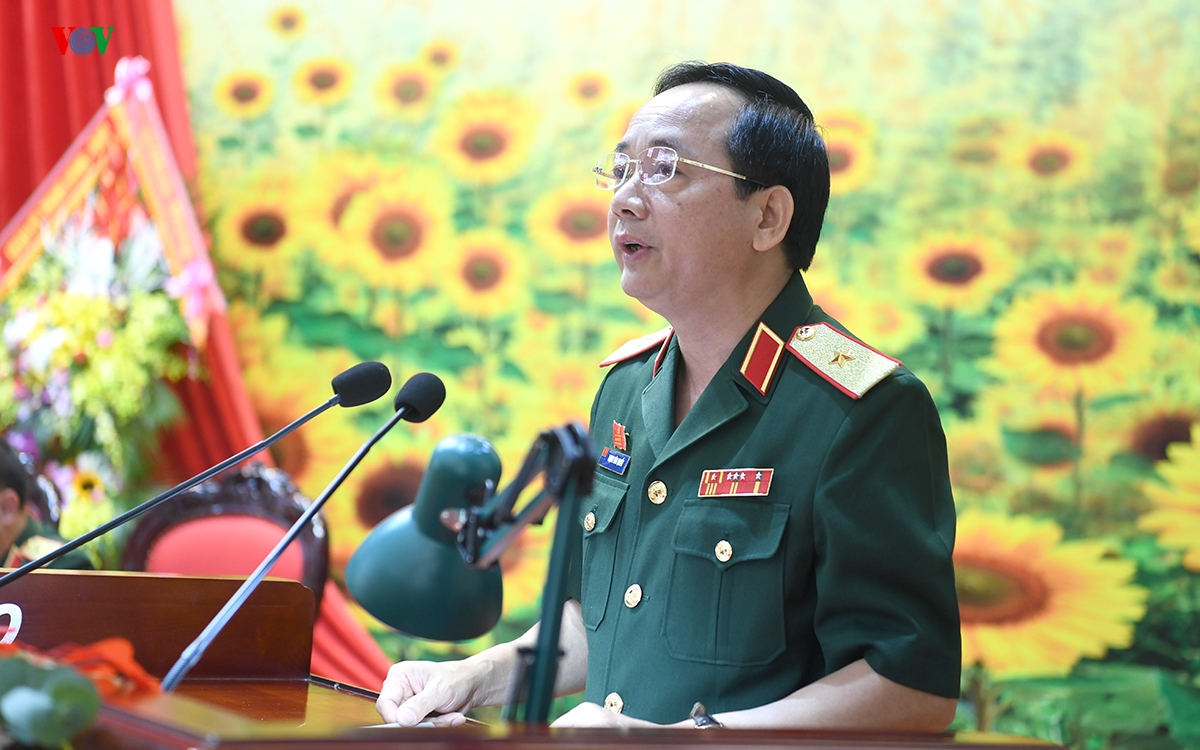 Thiếu tướng Trịnh Văn Quyết được bầu làm Bí thư Đảng uỷ Quân khu 2