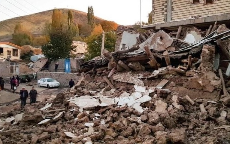 Động đất 5,7 độ rung chuyển một khu vực lớn của Iran